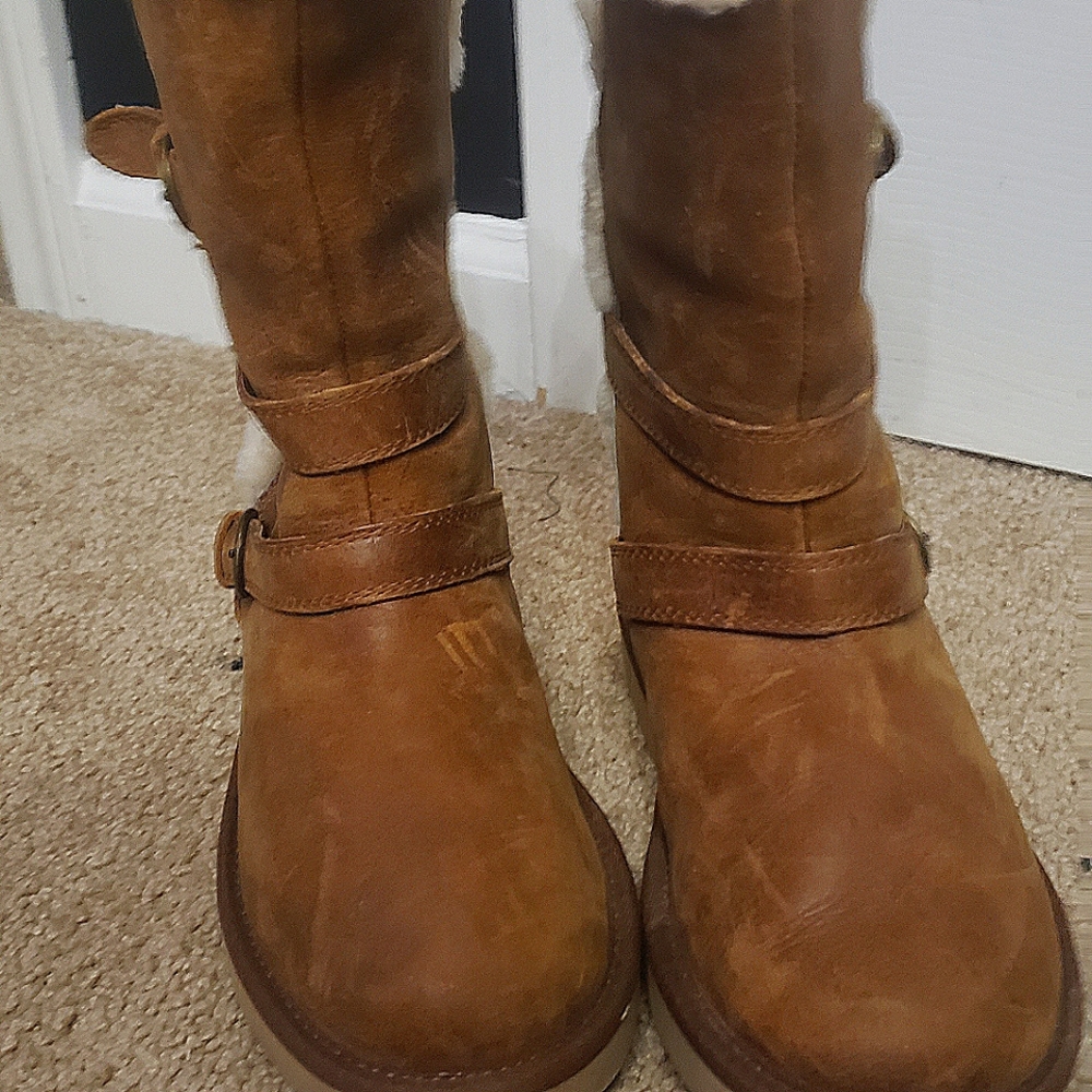 Authentic Women's Ugg Boots